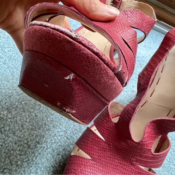 Nine West Platform Red Heels with Ankle Buckle - Picture 8 of 8